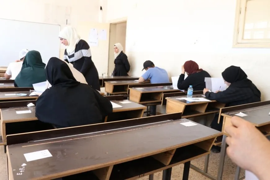 Ezmûnên amadehî û zanîngehan dest pê kir