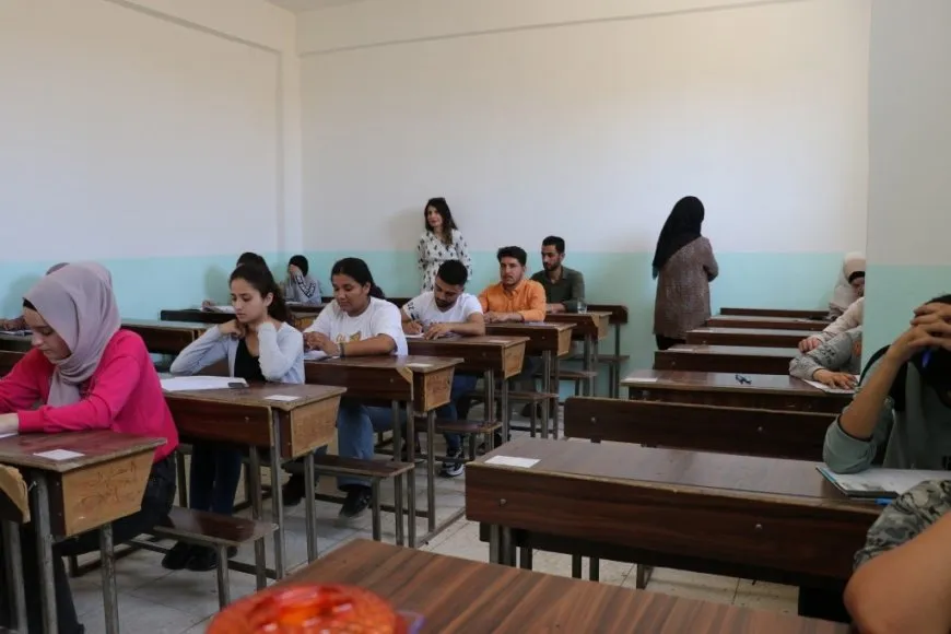 Ezmûnên amadehî û zanîngehan dest pê kir