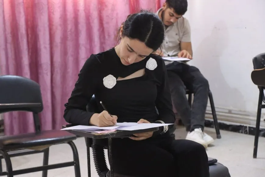 Ezmûnên amadehî û zanîngehan dest pê kir