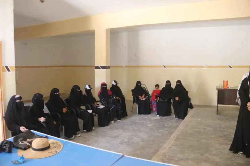  Yekitiya Jinên Ciwan a Hecînê dewreyeke dirûnkariyê vekir