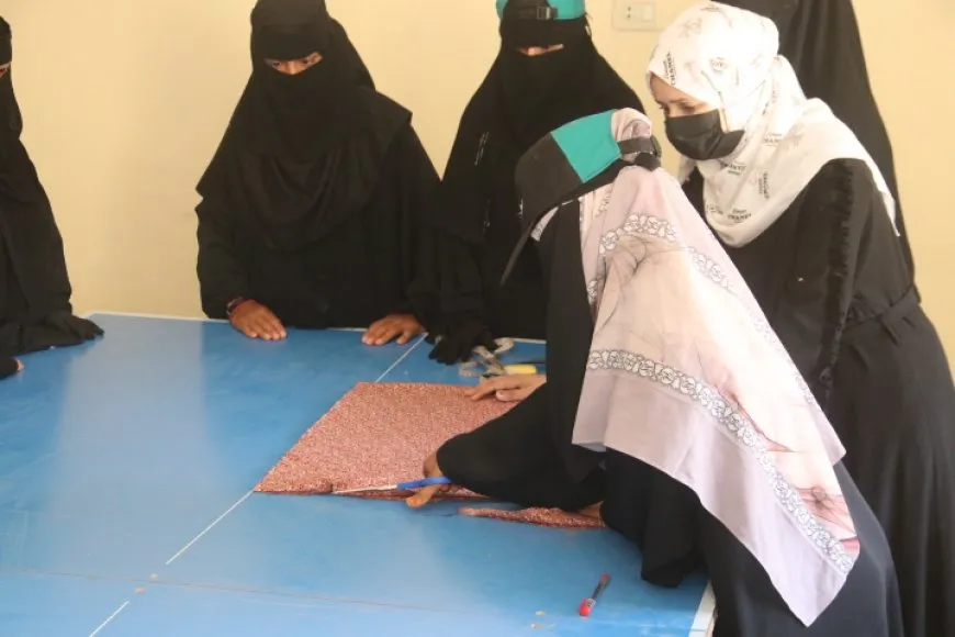  Yekitiya Jinên Ciwan a Hecînê dewreyeke dirûnkariyê vekir