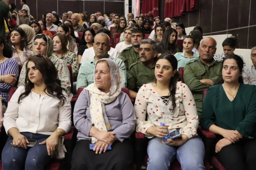 Li Kobanê şehîdên komkujiya Helincê hatin bîranîn