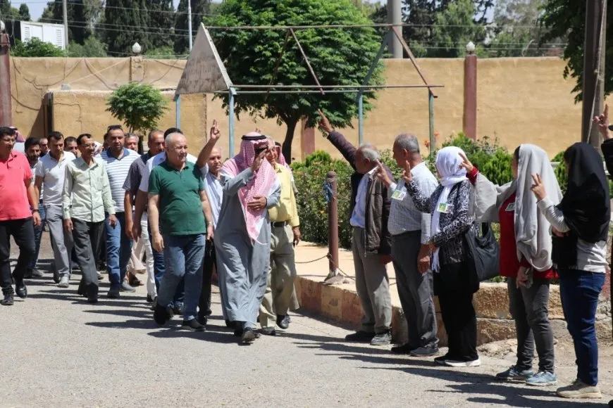 Şêniyên Tebqayê sersaxî da malbatên 2 şehîdan