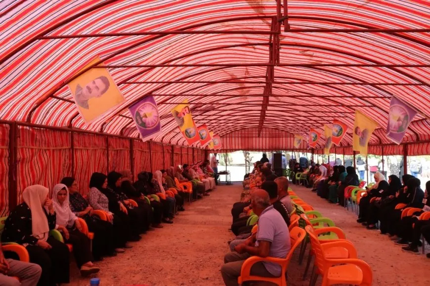 Şêniyên Tebqayê sersaxî da malbatên 2 şehîdan