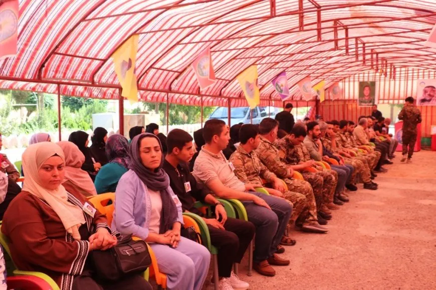 Şêniyên Tebqayê sersaxî da malbatên 2 şehîdan