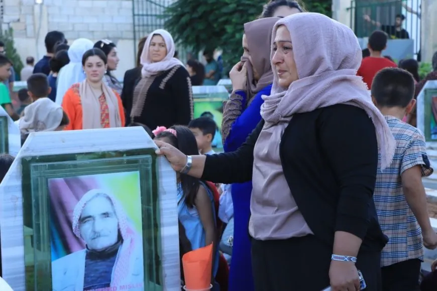 Şehîdên komkujiya 25’ê Hezîranê bi pêxistina mûman hatin bibîranîn