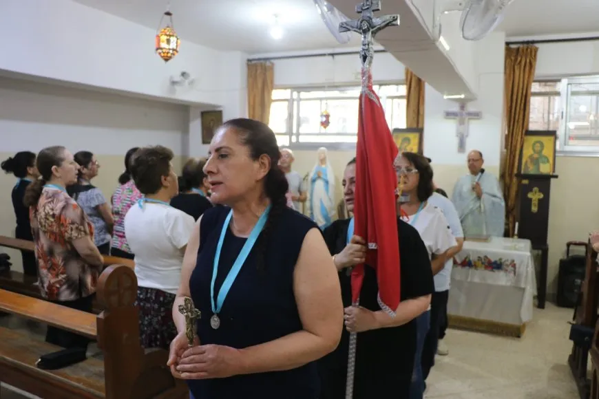 Xiristiyanên li Şêxmeqsûdê qurbaniyên teqîna Mar Elyas bi bîr anîn