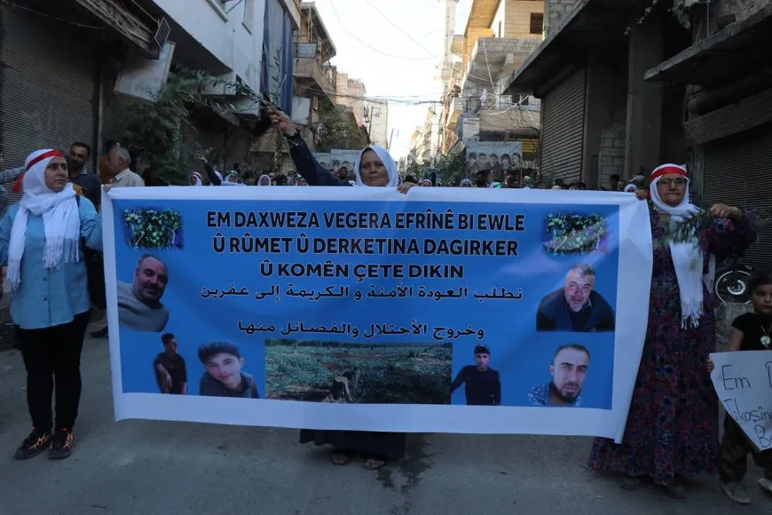 Koçberên Efrînê yên li Helebê daxwaza bidawîkirina dagirkeriyê kir