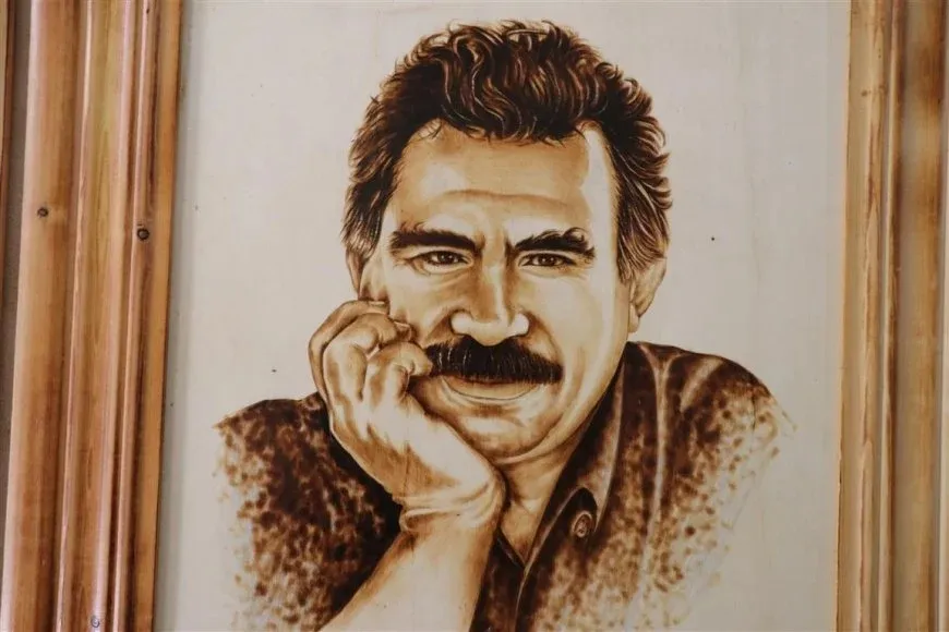 Hunermendan daxwaza hevdîtina bi Rêber Abdullah Ocalan re kir