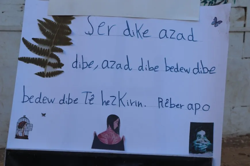 Bi gotinên Rêber Apo jinên li Helebê çalakiyek li dar xist