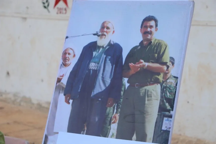 Bi gotinên Rêber Apo jinên li Helebê çalakiyek li dar xist