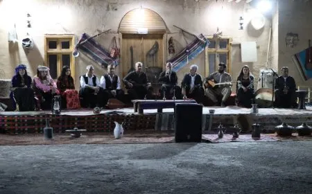 Ji bo koçberên Efrîn û xelkê Kobanê şevbuhêrkek folklorîk