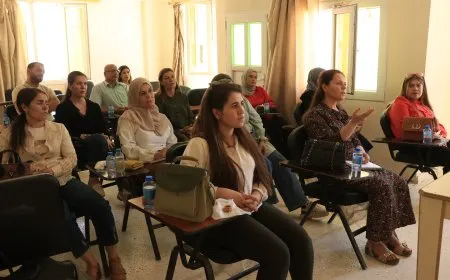 200 endamên saziyan xwendina xwe li Zanîngeha Kobaniyê temam dikin