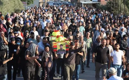 Şehîd Egîd Tekoşer li Pakrewangeha şehîd Delîl Saroxan hat oxirkirin