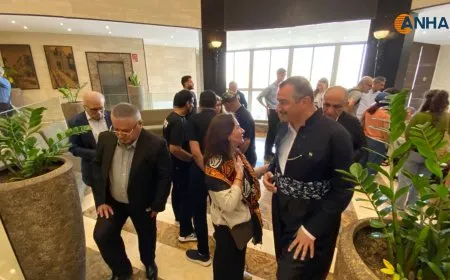 Nûçegihanên me amadekariyên merasîma dîrokî dişopînin