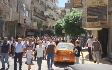 Li Ceremanayê banga hilweşandina ‘rejîma El Colanî’