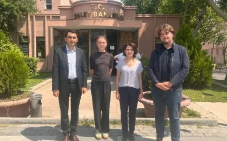 Ciwanên Ewropî ji bo dîtina Rêber Apo serlêdan kirin