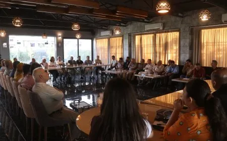 Di salvegera Lozanê de bangên yekitiyê û demokrasiyê