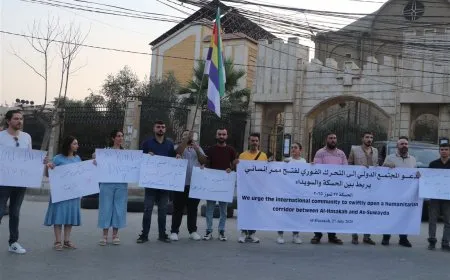 Li Hesekê rojnamevanan li dijî dorpêçkirina Siweydayê çalakî li dar xist