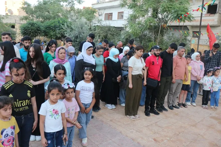 Di pêşangeha Helebê de wêneyên Rêber Apo hatin pêşkêşkirin