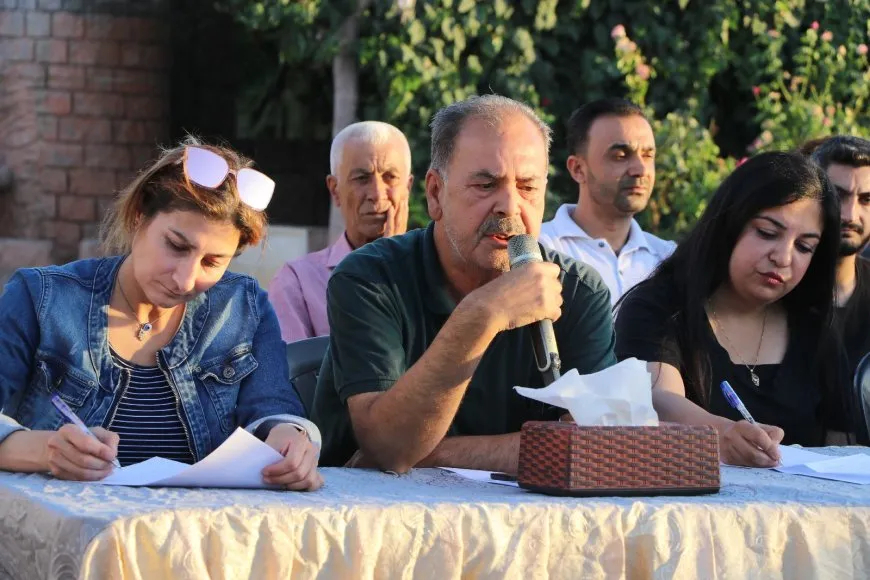 Ciwanên PYD’ê ji bo nîqaşkirina peyama Rêber Apo panelek li dar xist