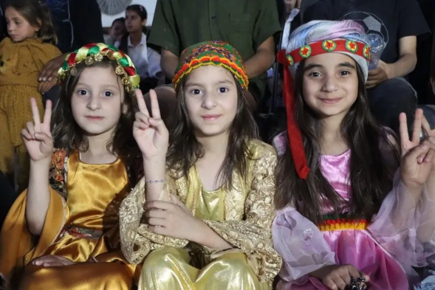 Ji bo koçberên Efrîn û xelkê Kobanê şevbuhêrkek folklorîk