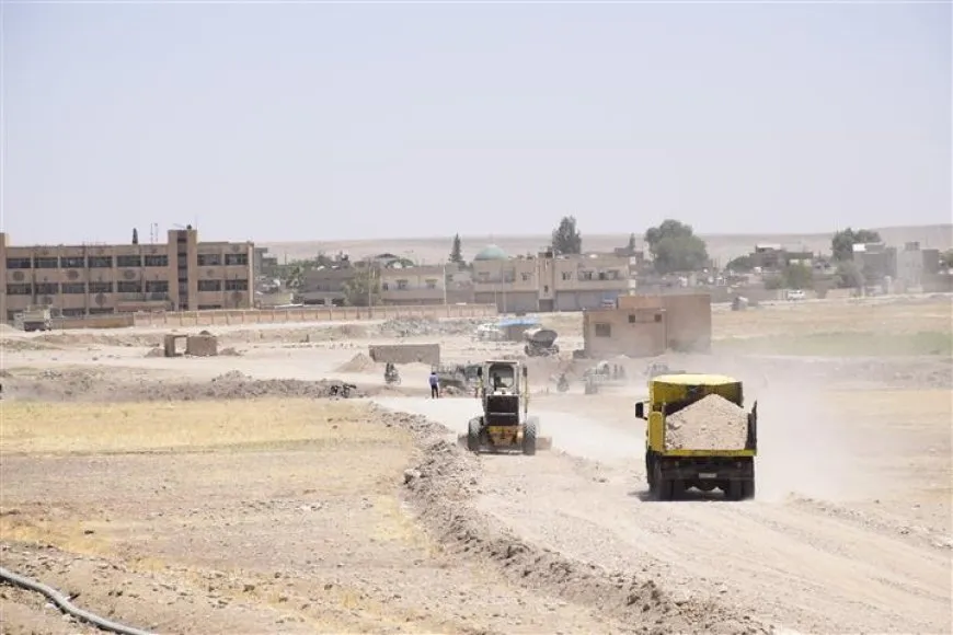 Şaredariya Til Temirê li şûna pira hilweşiyayî rêyekê vedike