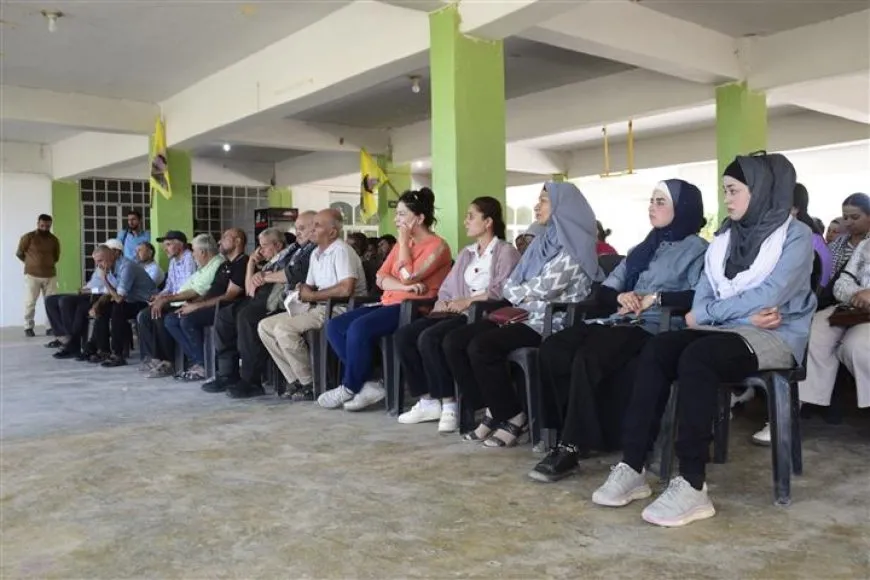 Ji bo rêxistinkirna xebatên komînan civînek hat lidarxistin