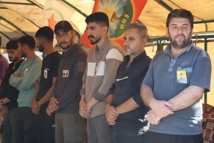 Şêniyên Qamişloyê sersaxî da malbata şehîd Egîd Tekoşer