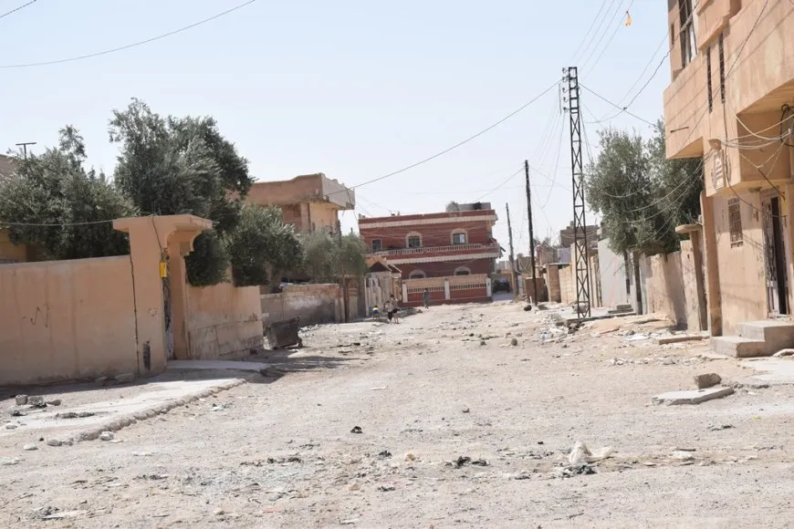 Xelkê Şedadê daxwaza sererastkirina torên kanalîzasyon û rêyan kir