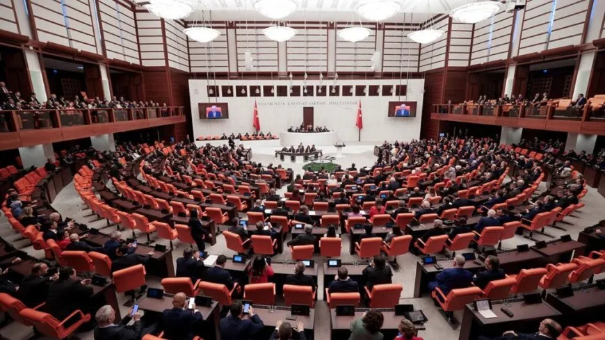 Endamên komîsyonê yên DEM Partiyê diyar bûn