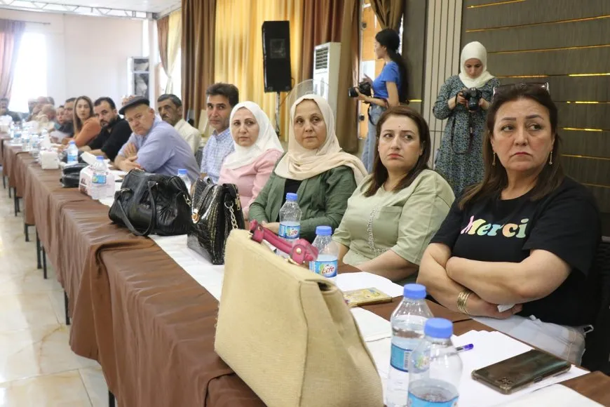 Astengiyên li pêşiya banga Rêber Abdullah Ocalan mijarên panelekê li Helebê bû
