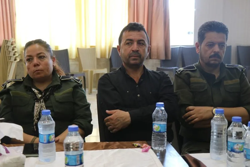 Astengiyên li pêşiya banga Rêber Abdullah Ocalan mijarên panelekê li Helebê bû