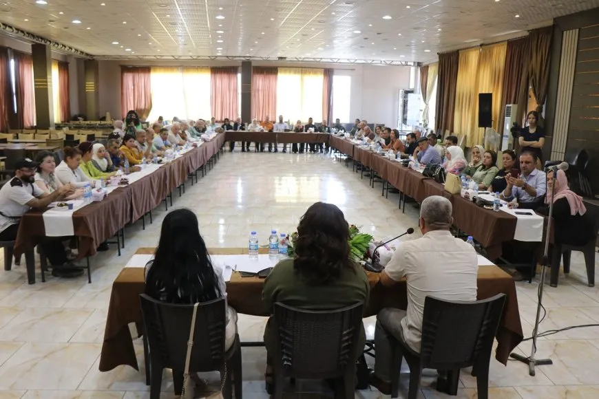 Astengiyên li pêşiya banga Rêber Abdullah Ocalan mijarên panelekê li Helebê bû