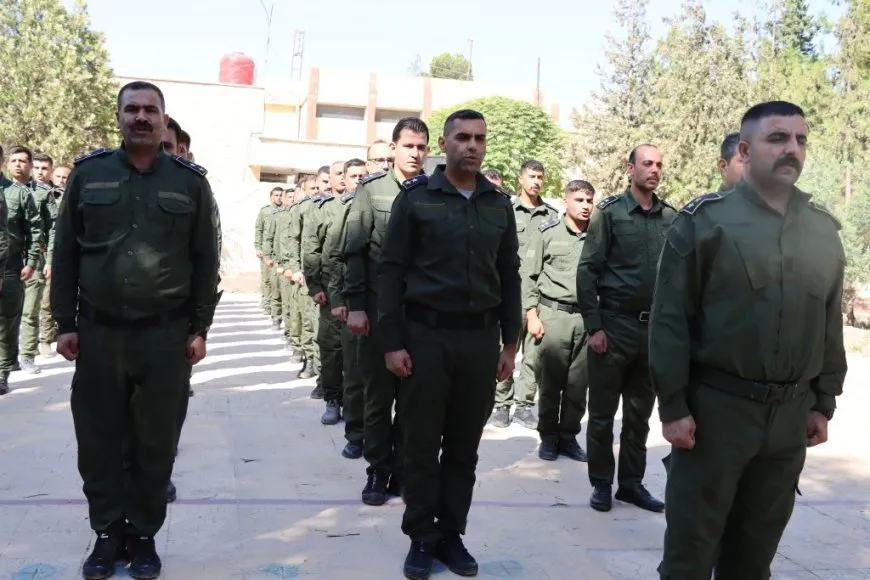 Hêzên Ewlekariya Hundirîn dewreya 4`emîn a efseran bi dawî kir