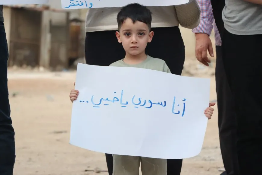 Xelkê Qamişloyê sûcên li Siwêdayê şermezar kirin