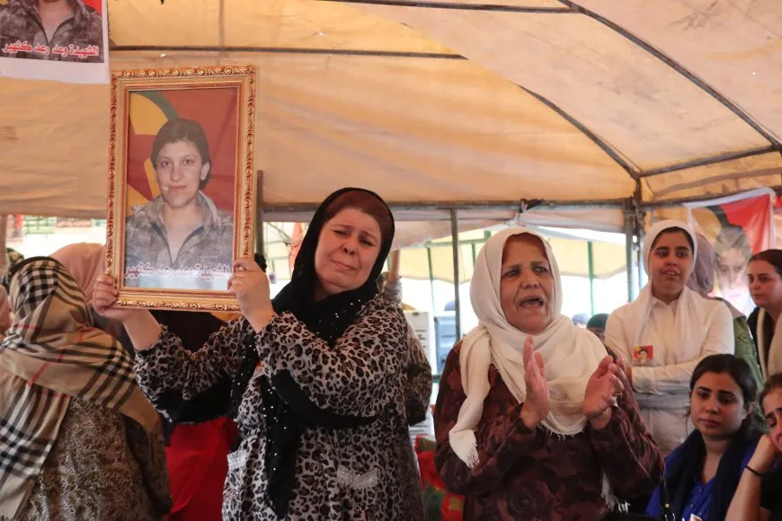 Ji bo gerîlaya HPG`ê Azadî Dijwar merasîma xiyabî