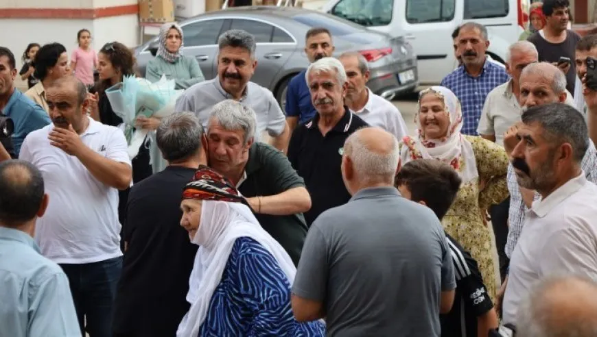`Em ê Girava Îmraliyê bikin girava aştiyê`