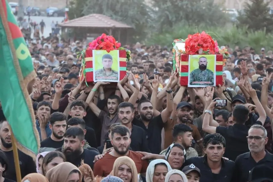 Şehîd Tofan û Şêx El Cebel bi merasîmeke bi heybet hatin oxirkirin