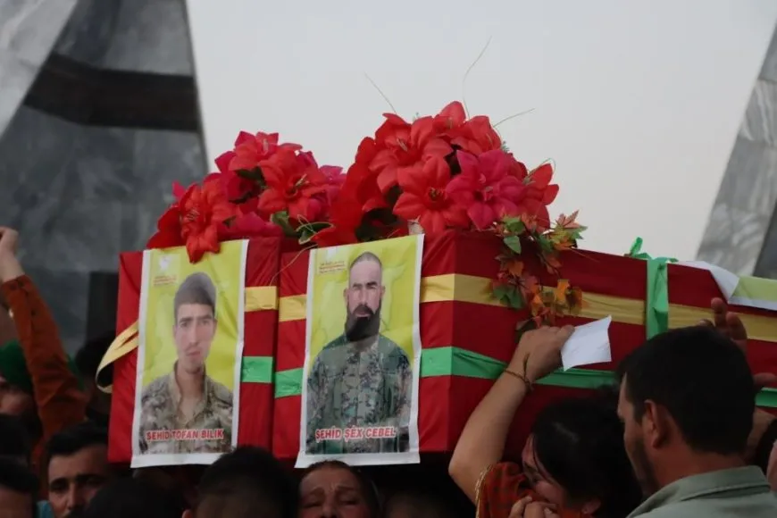 Şehîd Tofan û Şêx El Cebel bi merasîmeke bi heybet hatin oxirkirin