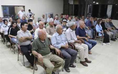 Yekitiya Rewşenbîran a kantona Cizîrê şevbuhêrkeke wêjeyî li Hesekê li dar xist