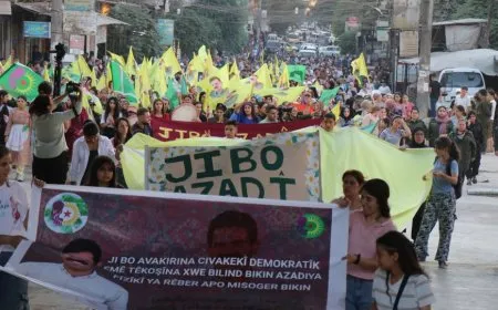 ‘Azadiya Rêber Apo misogeriya aştî û demokrasiyê ye’