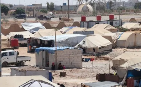 Koçberên Efrînê: Vegera me bi çareseriya  krîza Sûriyeyê ve girêdayî ye