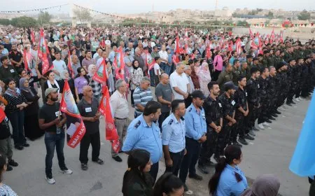 Li Helebê merasîma xiyabî ya şehîd Nûredîn Sofî, Koçero Urfa û Bextiyar Gabar hat lidarxistin