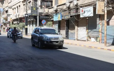 Li kantona Cizîrê ji bo fermandar Nûreddîn Sofî dikan hatin girtin