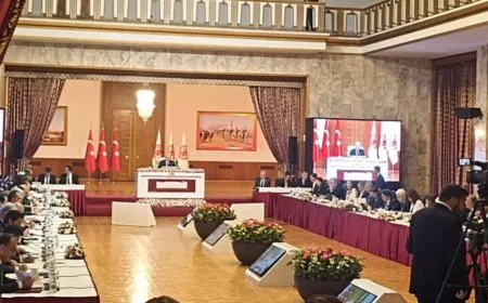 Komîsyona Meclisa Tirkiyê cara 3’yemîn civiya