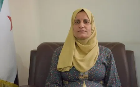 ‘Beşdarbûna jinan misogeriya bingehîn a avakirina Sûriyeya demokratîk e’