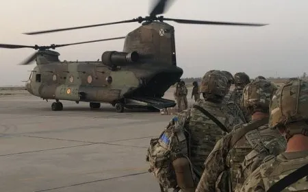 Hêzên amerîkî hêzên xwe ji 2 baregehan li Iraqê vedikişîne 
