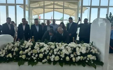 Şandeya PYD’ê serdana gora Mam Celal kir 