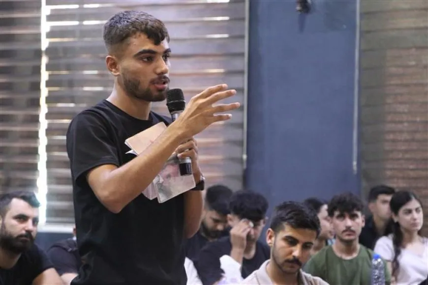 Birêxistinbûn û civaka demokratîk mijarên panela ciwanan bûn